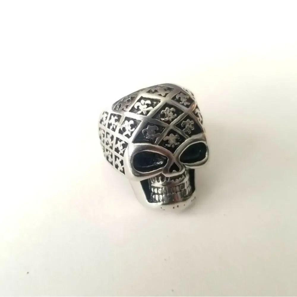 New stainless steel skull biker‎ ring size 10